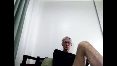 Snapshot of cucaio18 chatting on 6, 2, 2025 BIG UNCUT HARD COCK online show from 6, 2, 2025