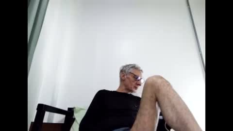 Snapshot of cucaio18 chatting on 28, 2, 2025 BIG UNCUT HARD COCK online show from 28, 2, 2025