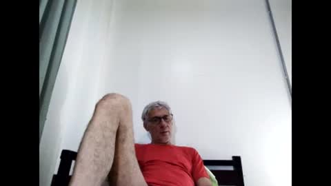 Snapshot of cucaio18 chatting on 28, 2, 2025 BIG UNCUT HARD COCK online show from 28, 2, 2025