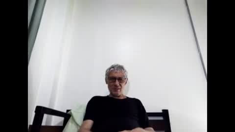 Snapshot of cucaio18 chatting on 4, 3, 2025 BIG UNCUT HARD COCK online show from 4, 3, 2025