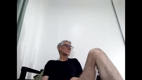 Snapshot of cucaio18 chatting on 6, 3, 2025 BIG UNCUT HARD COCK online show from 6, 3, 2025