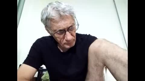 Snapshot of cucaio18 chatting on 12, 3, 2025 BIG UNCUT HARD COCK online show from 12, 3, 2025