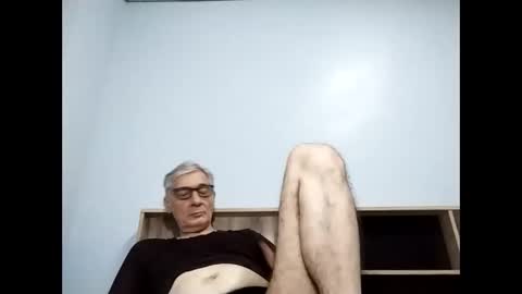 Snapshot of cucaio18 chatting on 18, 9, 2025 BIG UNCUT HARD COCK online show from 18, 9, 2025