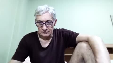 Snapshot of cucaio18 chatting on 1, 10, 2025 BIG UNCUT HARD COCK online show from 1, 10, 2025