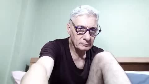 Snapshot of cucaio18 chatting on 5, 10, 2025 BIG UNCUT HARD COCK online show from 5, 10, 2025