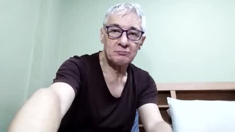 Snapshot of cucaio18 chatting on 6, 10, 2025 BIG UNCUT HARD COCK online show from 6, 10, 2025