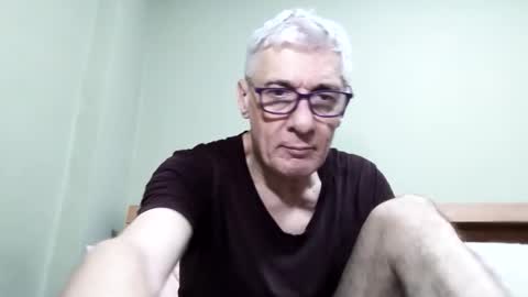 Snapshot of cucaio18 chatting on 12, 10, 2025 BIG UNCUT HARD COCK online show from 12, 10, 2025