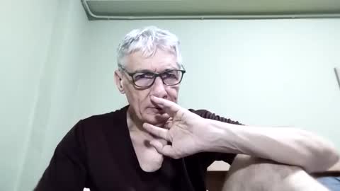 Snapshot of cucaio18 chatting on 23, 10, 2025 BIG UNCUT HARD COCK online show from 23, 10, 2025