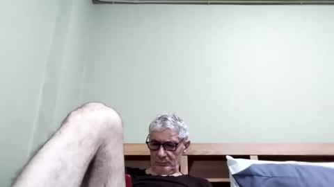 Snapshot of cucaio18 chatting on 1, 11, 2025 BIG UNCUT HARD COCK online show from 1, 11, 2025