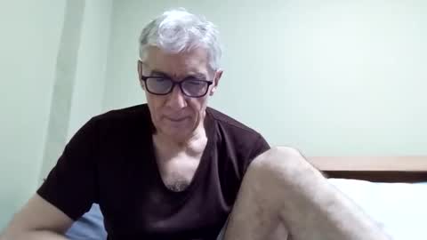 Snapshot of cucaio18 chatting on 9, 11, 2025 BIG UNCUT HARD COCK online show from 9, 11, 2025