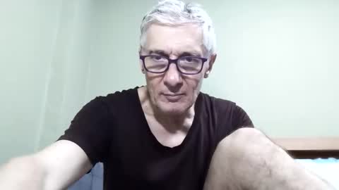 Snapshot of cucaio18 chatting on 12, 11, 2025 BIG UNCUT HARD COCK online show from 12, 11, 2025