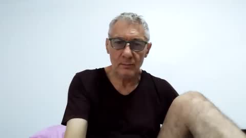 BIG UNCUT HARD COCK online show from 17, 5, 2026