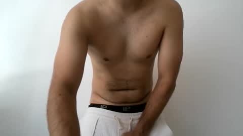 Snapshot of cuckold_2006 chatting on 21, 9, 2025 cuckold_2006 online show from 21, 9, 2025