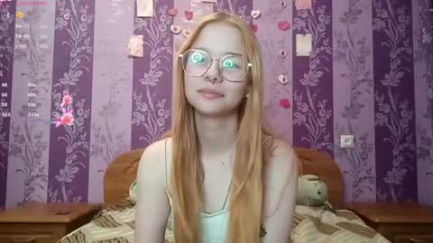 Snapshot of cucumber_kringe chatting on 9, 11, 2025 Sia online show from 9, 11, 2025