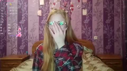 Snapshot of cucumber_kringe chatting on 23, 11, 2025 Sia online show from 23, 11, 2025