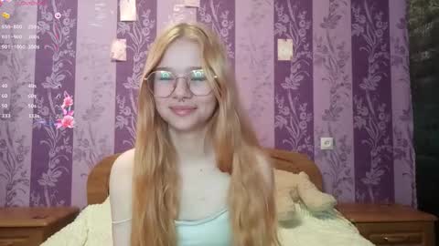 Snapshot of cucumber_kringe chatting on 3, 12, 2025 Sia online show from 3, 12, 2025