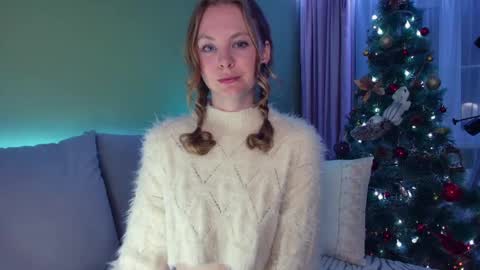 Snapshot of cuddle_kitten chatting on 8, 1, 2025 Alexia online show from 8, 1, 2025