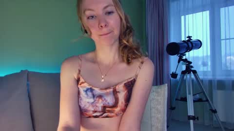 Snapshot of cuddle_kitten chatting on 16, 1, 2025 Alexia online show from 16, 1, 2025