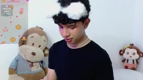 Snapshot of cuddly_twinkie chatting on 30, 10, 2025 Cuddly online show from 30, 10, 2025