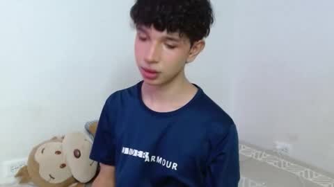 Snapshot of cuddly_twinkie chatting on 18, 12, 2025 Cuddly online show from 18, 12, 2025