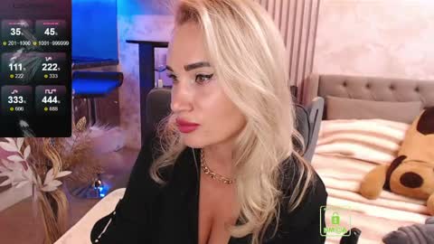 CuddlyLina online show from 24, 5, 2026