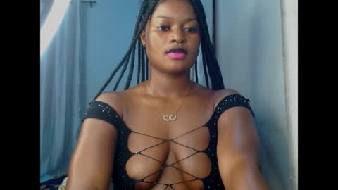 Snapshot of cum_ebony_petitxx chatting on 18, 7, 2026 cath online show from 18, 7, 2026