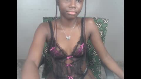 sophie online show from 9, 10, 2025
