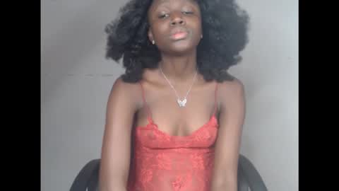 Snapshot of cum_ebony_xsecret chatting on 22, 10, 2025 sophie online show from 22, 10, 2025