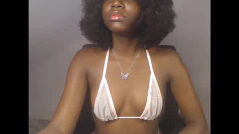 Snapshot of cum_ebony_xsecret chatting on 25, 10, 2025 sophie online show from 25, 10, 2025