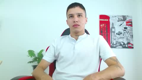 cumandres online show from 4, 12, 2025