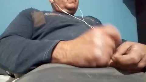 Snapshot of cumbian_chero chatting on 24, 2, 2025 cumbian_chero online show from 24, 2, 2025