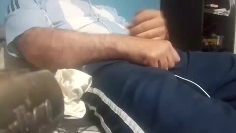 Snapshot of cumbian_chero chatting on 12, 10, 2025 cumbian_chero online show from 12, 10, 2025