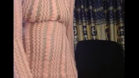 Snapshot of cumebony_petit chatting on 20, 9, 2025 cumebony_petit online show from 20, 9, 2025