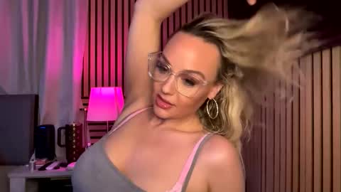 cumguzzlingskank online show from 5, 4, 2026