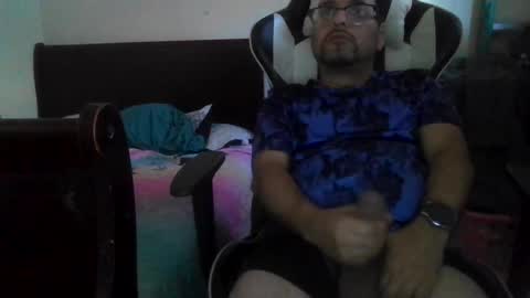 Snapshot of cummachine2022 chatting on 11, 10, 2025 cummachine2022 online show from 11, 10, 2025