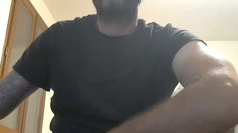 Snapshot of cummincock04 chatting on 23, 12, 2024 cummincock04 online show from 23, 12, 2024