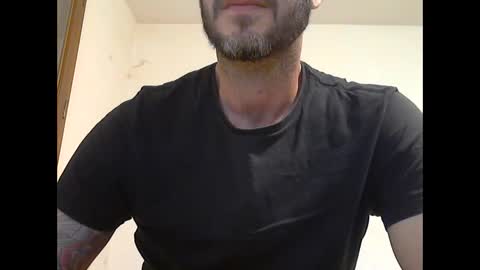 Snapshot of cummincock04 chatting on 31, 1, 2025 cummincock04 online show from 31, 1, 2025