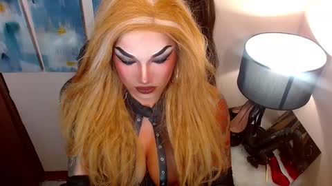 Snapshot of cumoffun chatting on 5, 10, 2025 Cattaleya online show from 5, 10, 2025