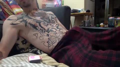 Snapshot of cumonover420 chatting on 19, 10, 2025 cumonover420 online show from 19, 10, 2025