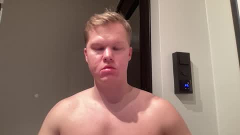 Snapshot of cumricoxl chatting on 10, 11, 2025 CumRicoXL online show from 10, 11, 2025