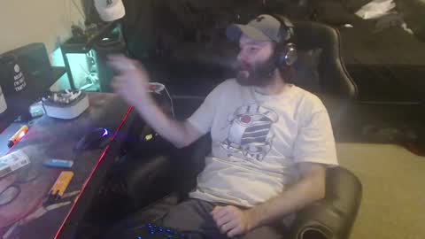 Snapshot of cumslinger2003 chatting on 20, 1, 2025 cumslinger2003 online show from 20, 1, 2025