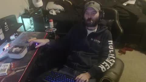 Snapshot of cumslinger2003 chatting on 22, 1, 2025 cumslinger2003 online show from 22, 1, 2025