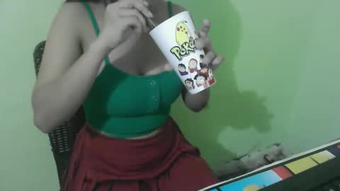 cumwhore4uxox online show from 3, 12, 2025