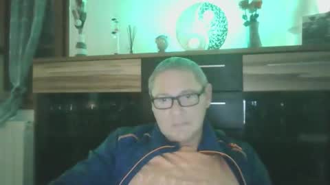 Snapshot of cuni6969 chatting on 18, 12, 2025 cuni6969 online show from 18, 12, 2025