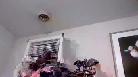 Snapshot of cuntreeboy68 chatting on 29, 10, 2025 Bash online show from 29, 10, 2025