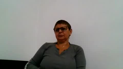 Snapshot of cuplu4346529860 chatting on 3, 10, 2025 couple online show from 3, 10, 2025