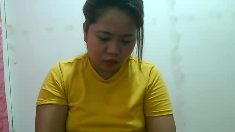 Snapshot of curious_girl247 chatting on 12, 1, 2025 curious_girl247 online show from 12, 1, 2025