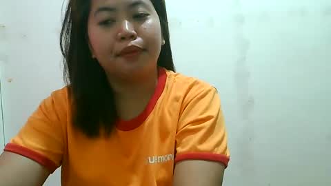 Snapshot of curious_girl247 chatting on 17, 1, 2025 curious_girl247 online show from 17, 1, 2025