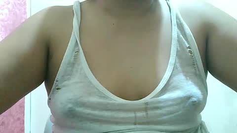 Snapshot of curious_girl247 chatting on 22, 1, 2025 curious_girl247 online show from 22, 1, 2025