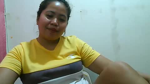 Snapshot of curious_girl247 chatting on 23, 1, 2025 curious_girl247 online show from 23, 1, 2025